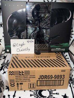 Brand New in Box Monster High Skullector Alien Doll